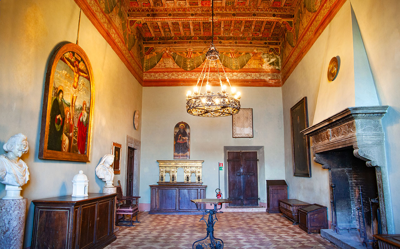 Hall of Paolo Giordano II Best Rome Countryside Tours to Bracciano Castle